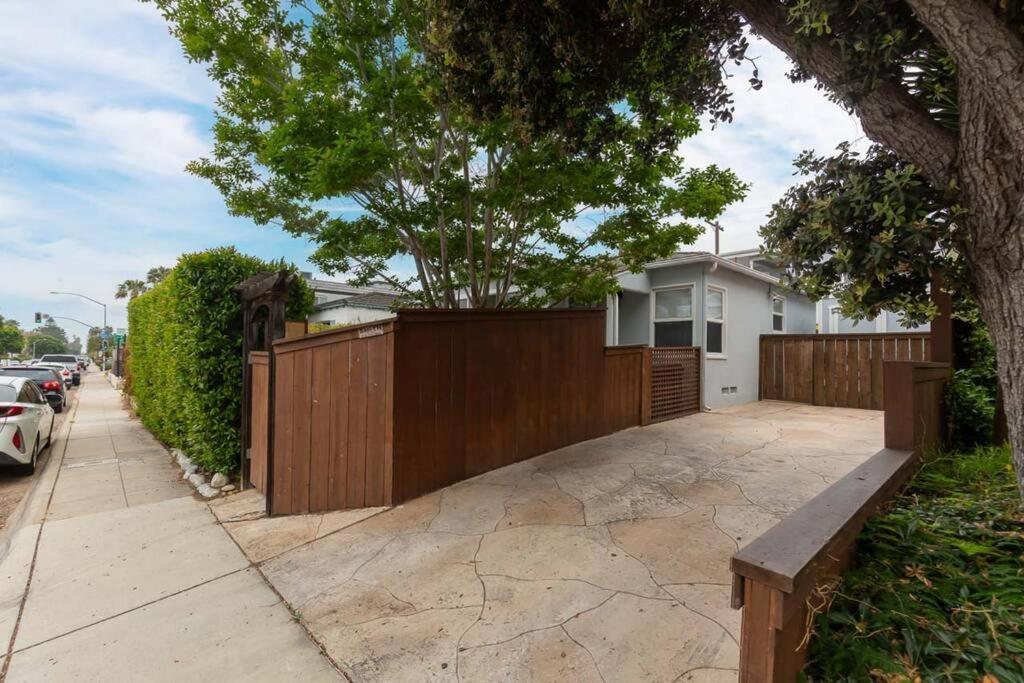 Beach House In The Heart Of Pb San Diego Buitenkant foto