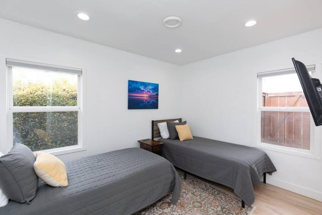 Beach House In The Heart Of Pb San Diego Buitenkant foto